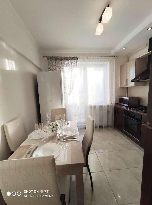 Апартаменты Comfort Apartments - Bright Family Suite Гродно-11